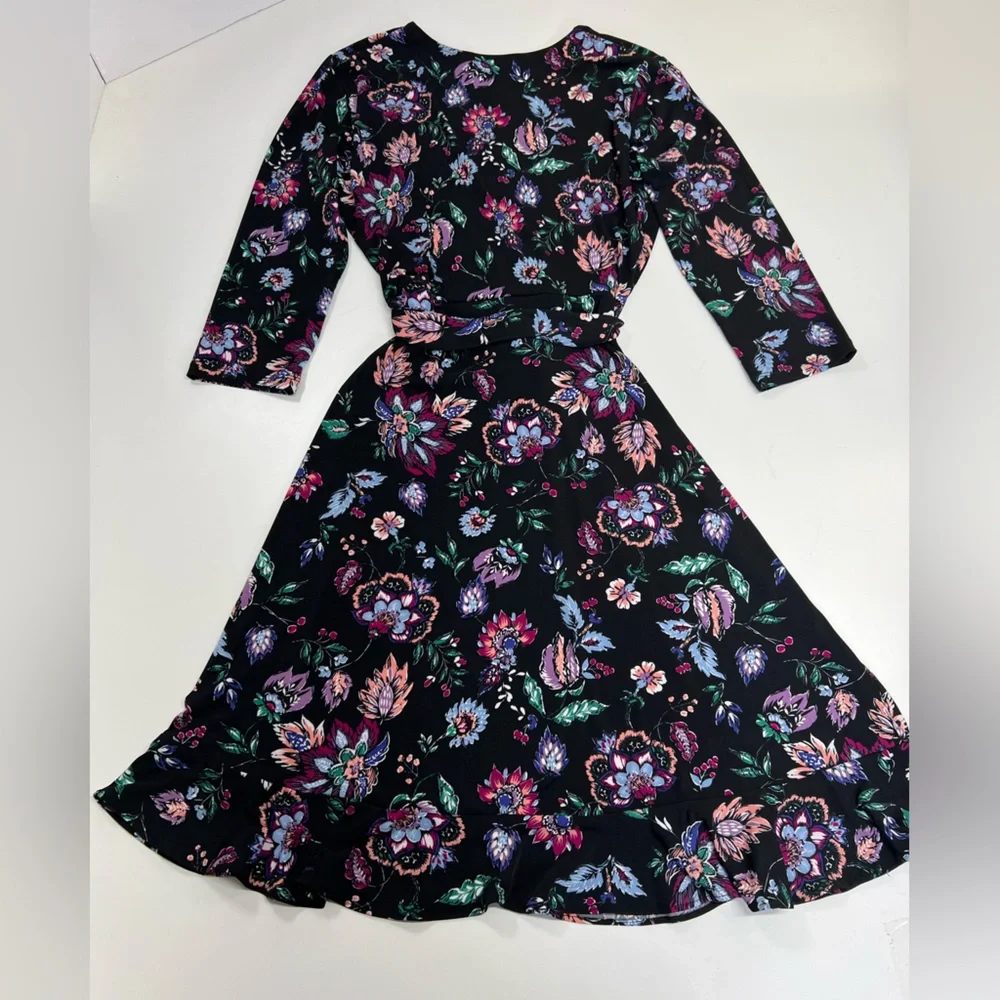 Leota Libby Faux Wrap Knit Dress Size Small New With Tags Dark Floral - Picture 4 of 13